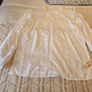 Vintage NWT. White Long Sleeve Korean Made Blouse